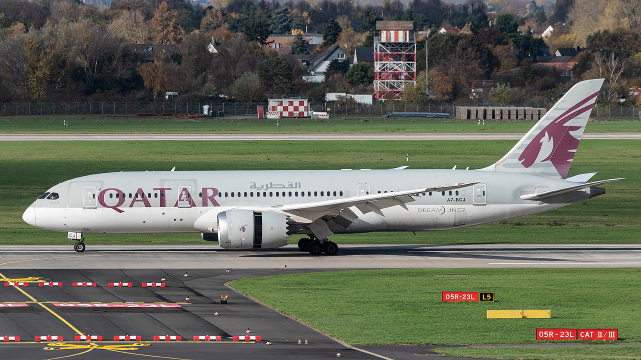 A7-BCJ Qatar Airways Boeing 787-8