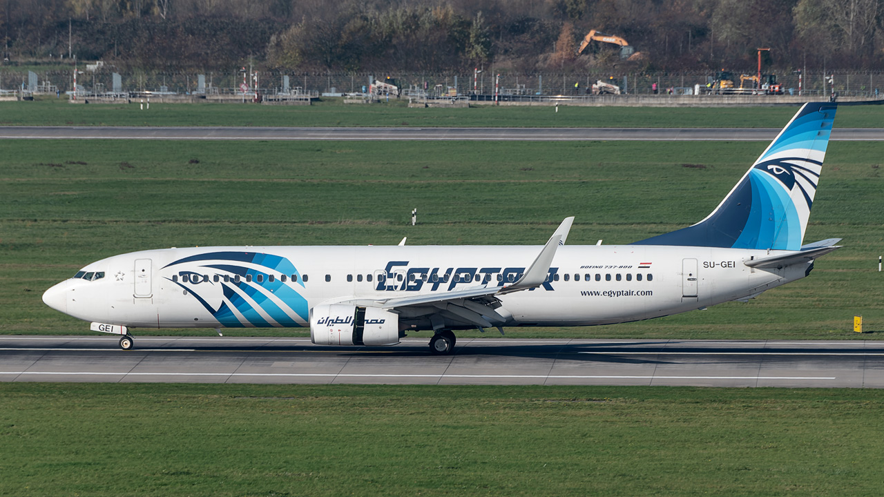 SU-GEI Egypt Air Boeing 737-800