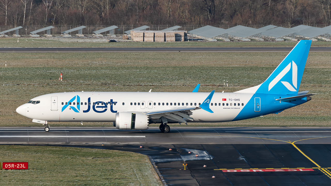 TC-OHS AJet Boeing 737 MAX 8