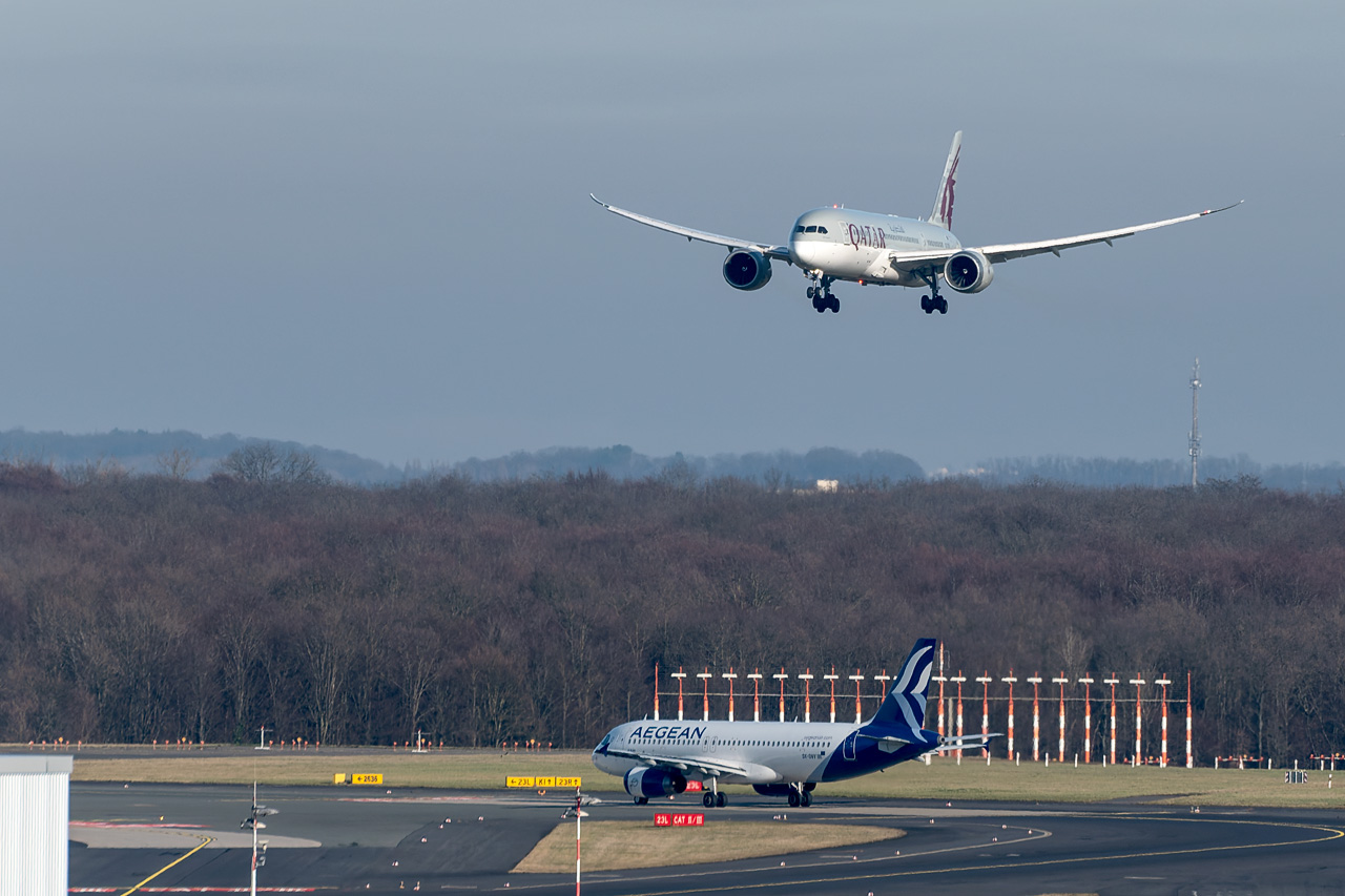 A7-BCP Qatar Airways Boeing 787-8 Dreamliner