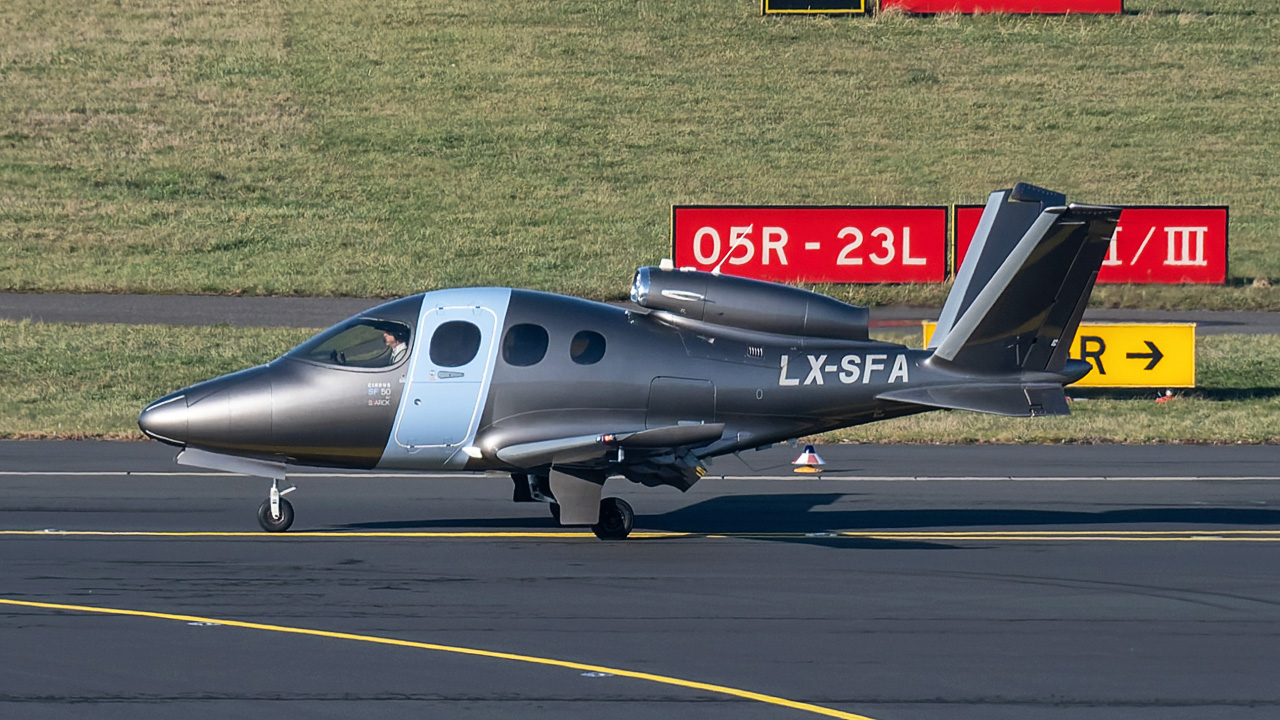 LX-SFA Jetfly Aviation Cirrus SF50 G2+ Vision Jet