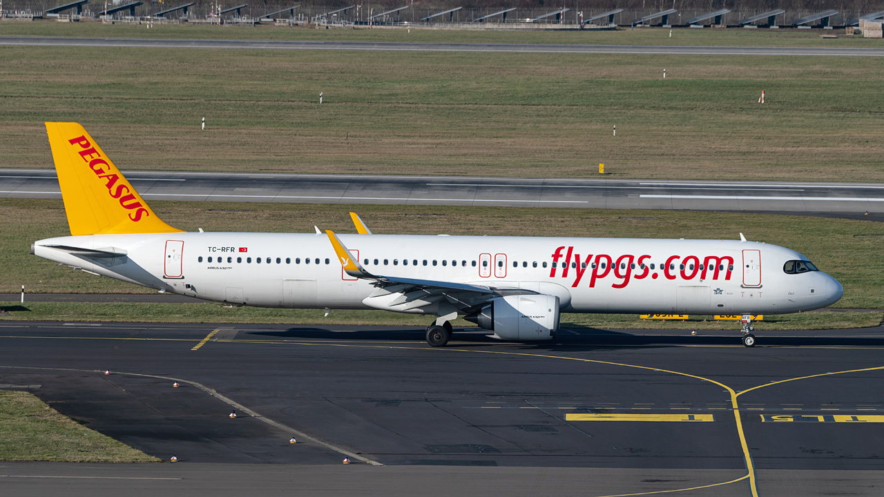 TC-RFR Pegasus Airlines Airbus A321-200neo