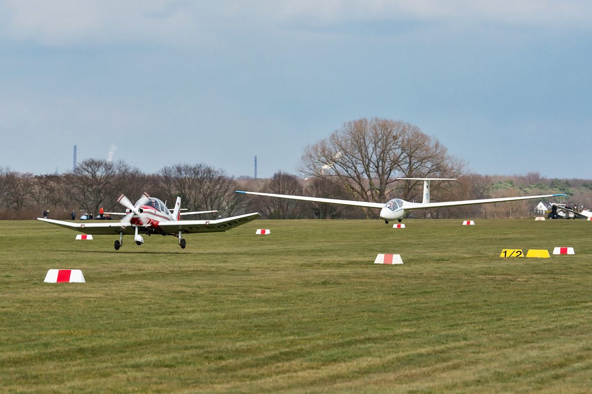 D-EOBS Robin DR.300-180R + D-7708 Schleicher ASK-21