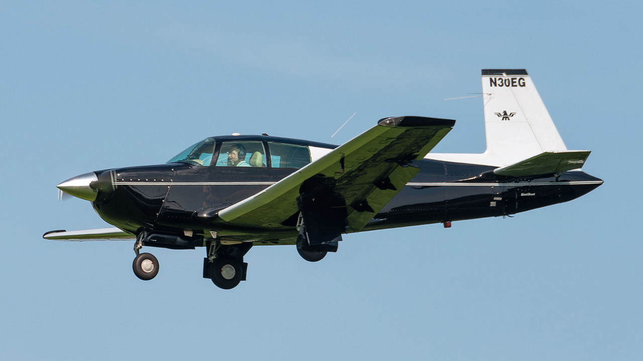 N30EG Mooney M20E