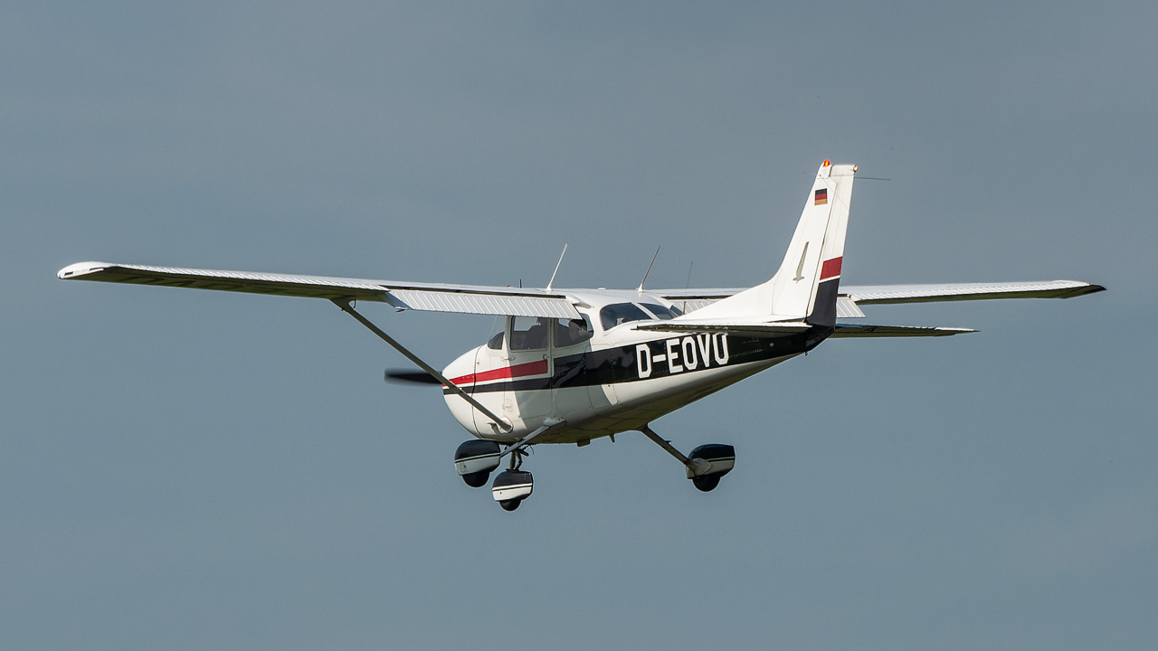 D-EOVU Reims-Cessna F172N Skyhawk
