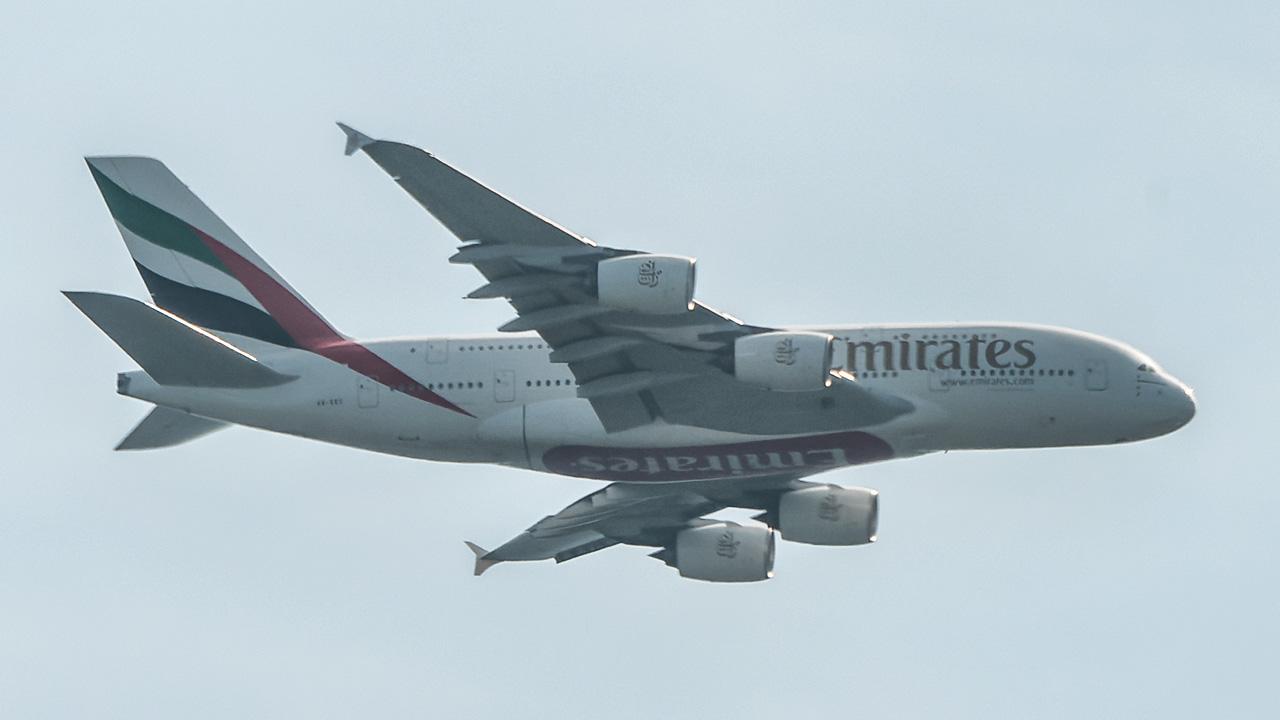A6-EEC Emirates Airbus A380-800