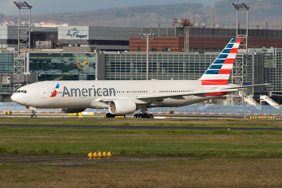N775AN American Airlines Boeing 777-200(ER)