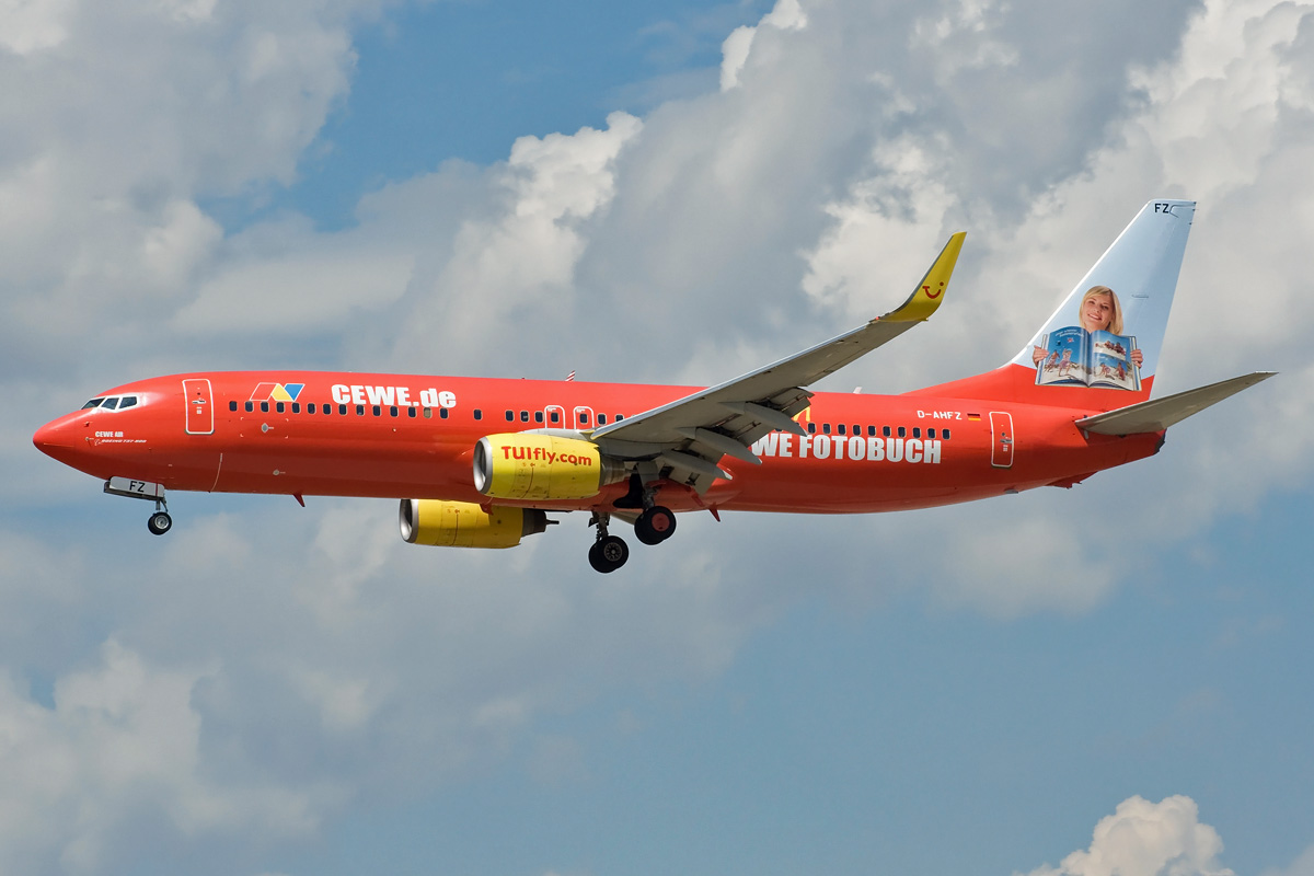 D-AHFZ TUIfly Boeing 737-800