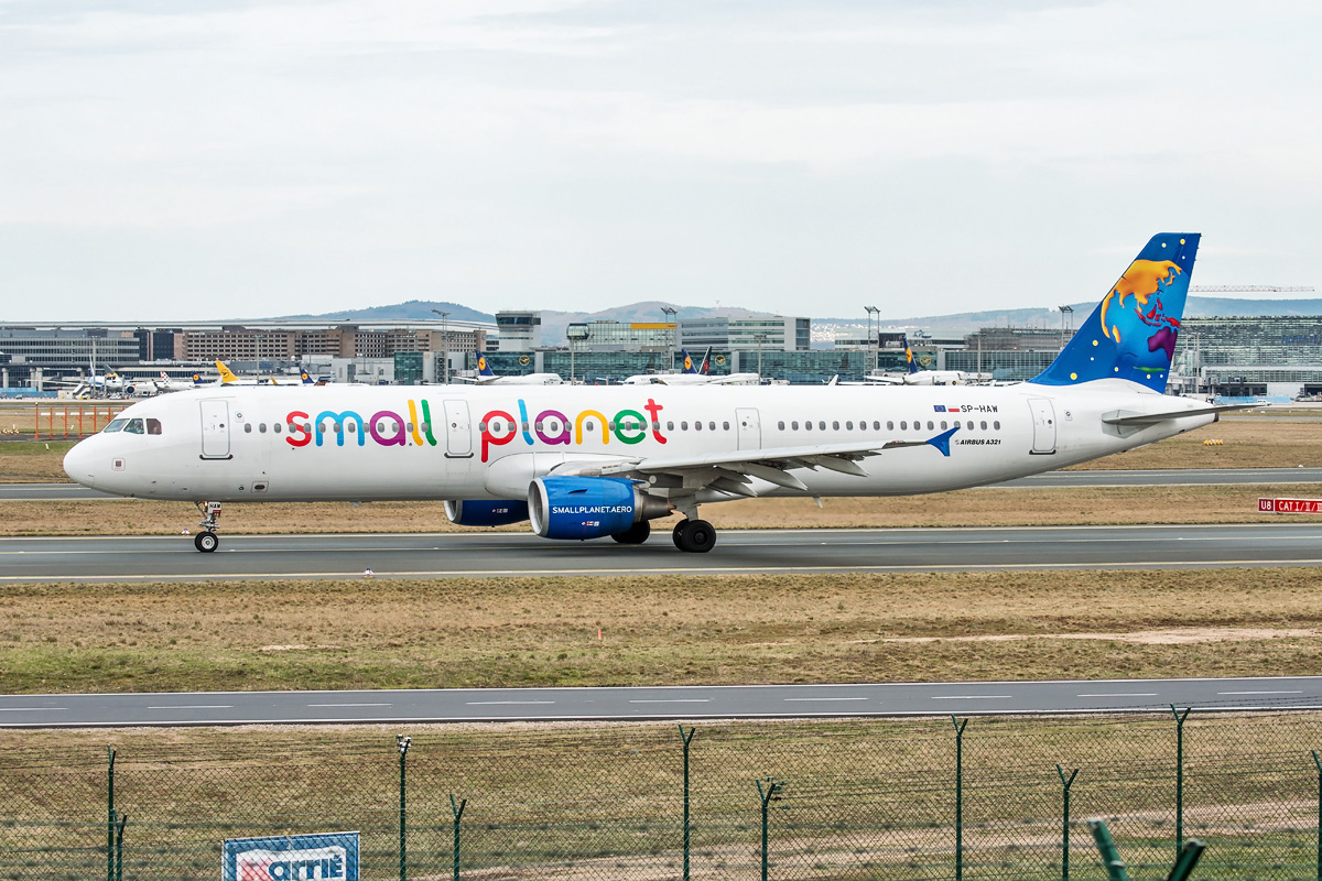 SP-HAW Small Planet Airlines Poland Airbus A321-200