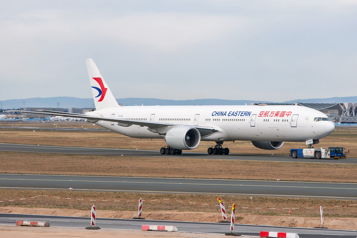 B-7347 China Eastern Airlines Boeing 777-300(ER)