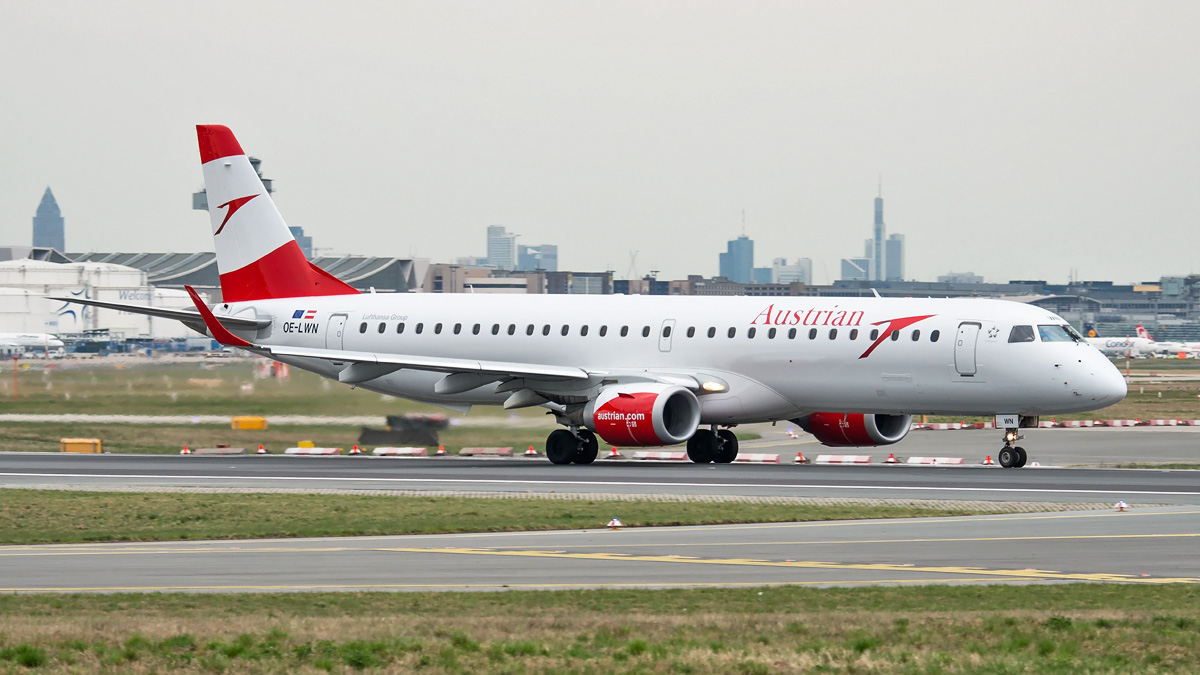 OE-LWN Austrian Airlines Embraer ERJ-195