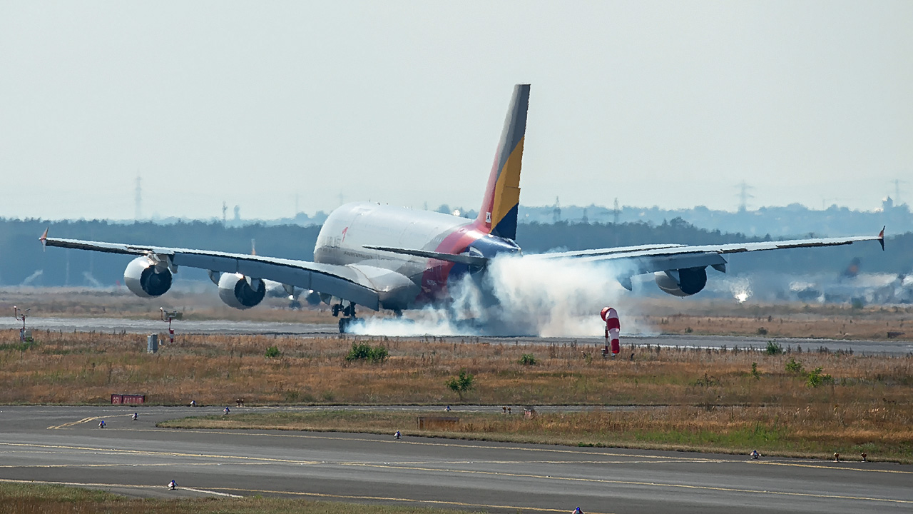 HL7634 Asiana Airlines Airbus A380-800