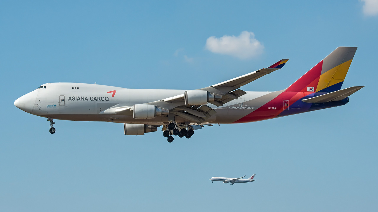 HL7616 Asiana Cargo Boeing 747-400(F/SCD)