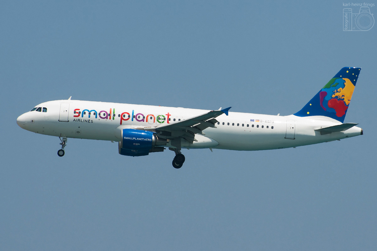 D-ASPG Small Planet Airlines Germany Airbus A320-200