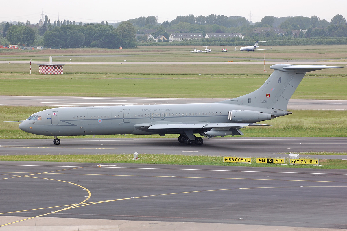 XV106 Royal Air Force (RAF) Vickers VC-10, DUS 28.05.2008