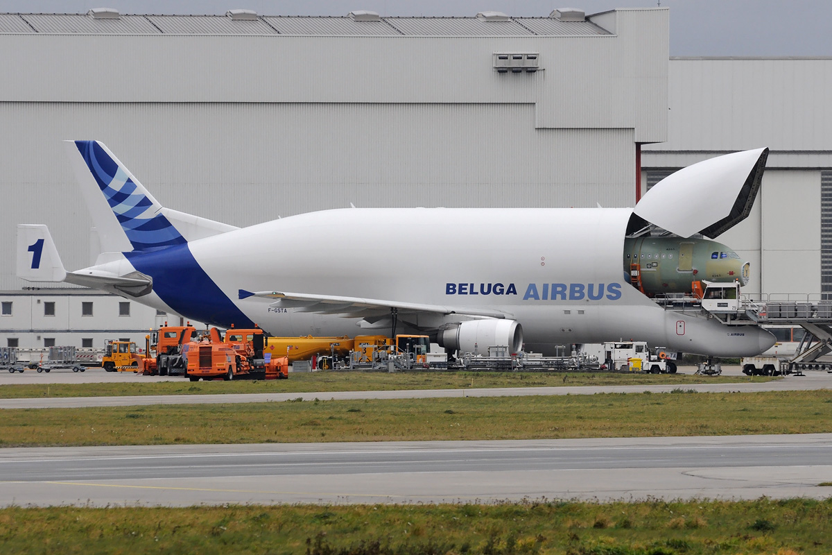 F-GSTA Airbus Transport International Airbus A300F4-600ST Beluga, XFW 23.11.2010