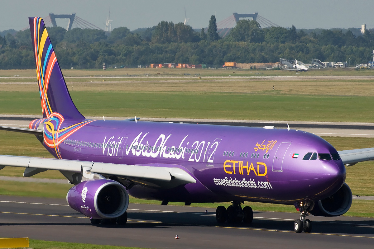 A6-AFA Etihad Airways Airbus A330-300 - 08.09.2012 DUS