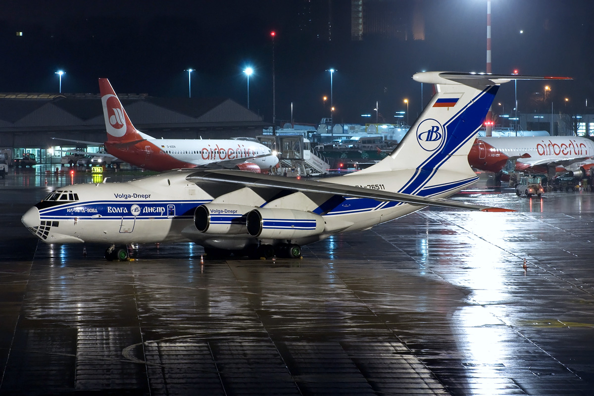 RA-76511 Volga Dnepr Ilyushin IL-76TD-90VD - 27.12.2012 DUS