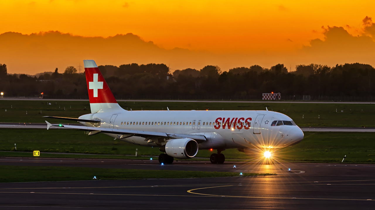 HB-IJP Swiss Airbus A320-200