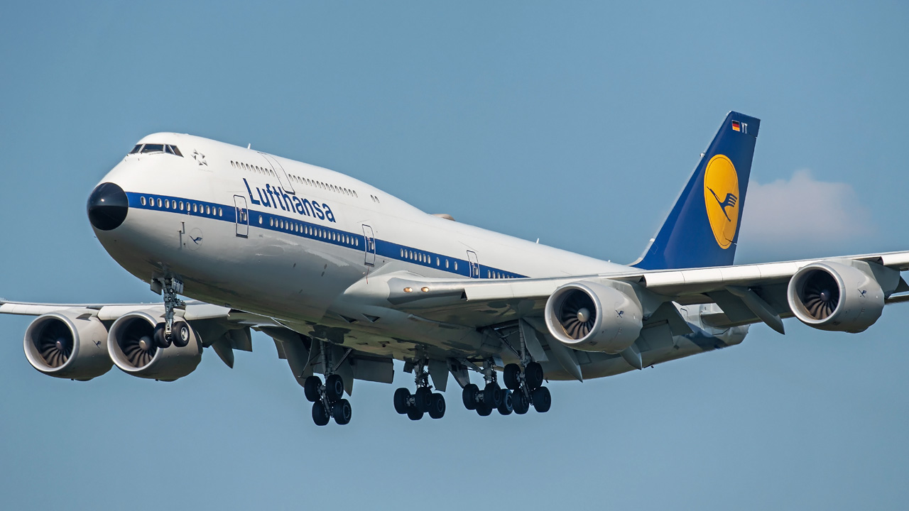 D-ABYT Lufthansa Boeing 747-8