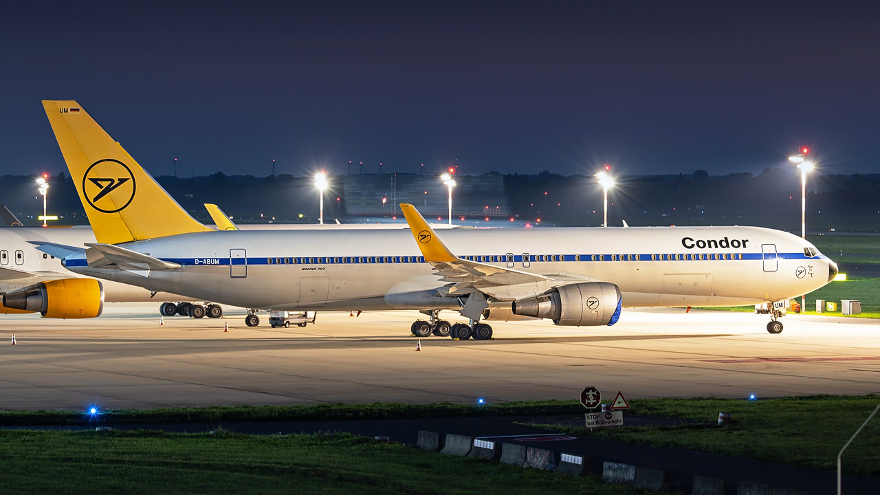 D-ABUM Condor Boeing 767-300(ER) (Retro c/s) - DUS 08.09.2020