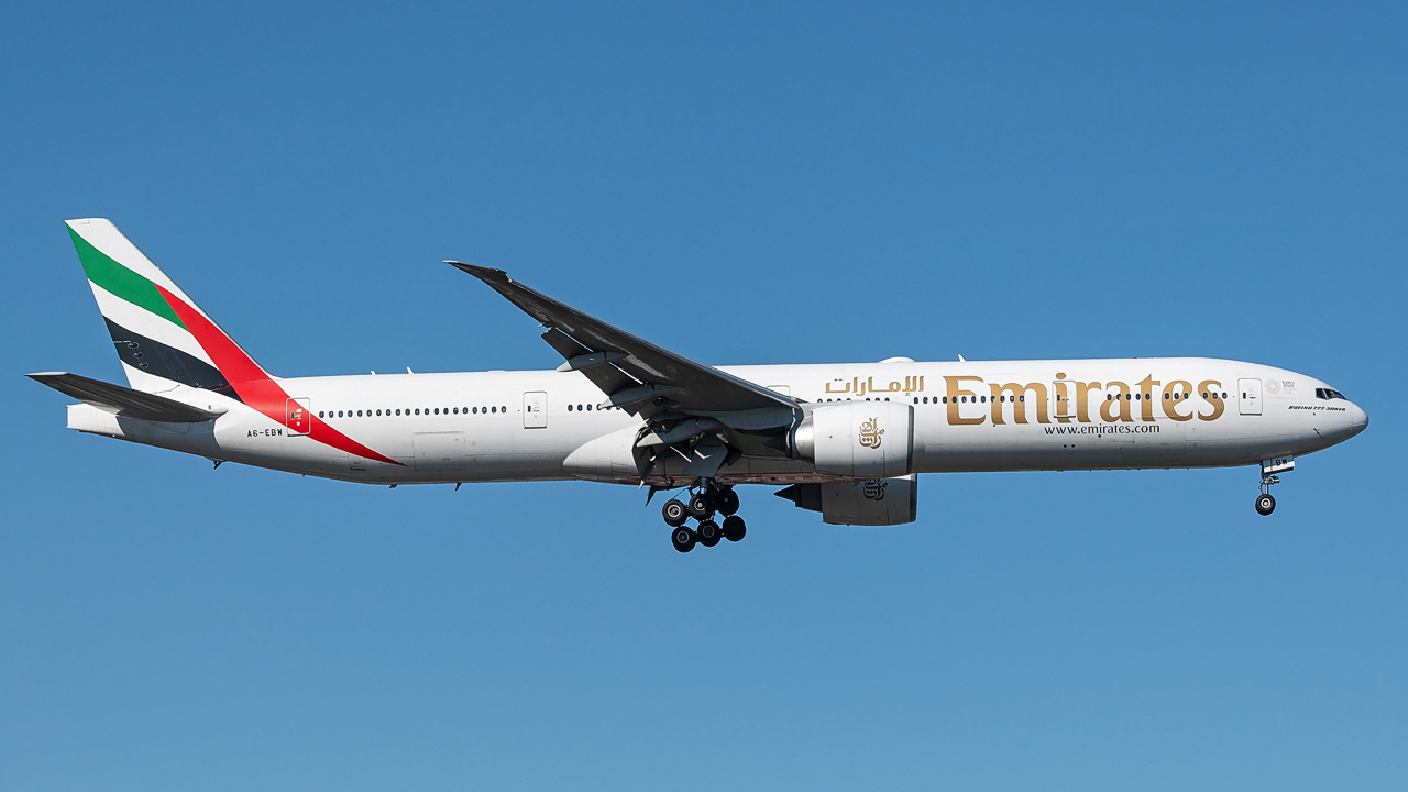 A6-EBW Emirates Boeing 777-300(ER)