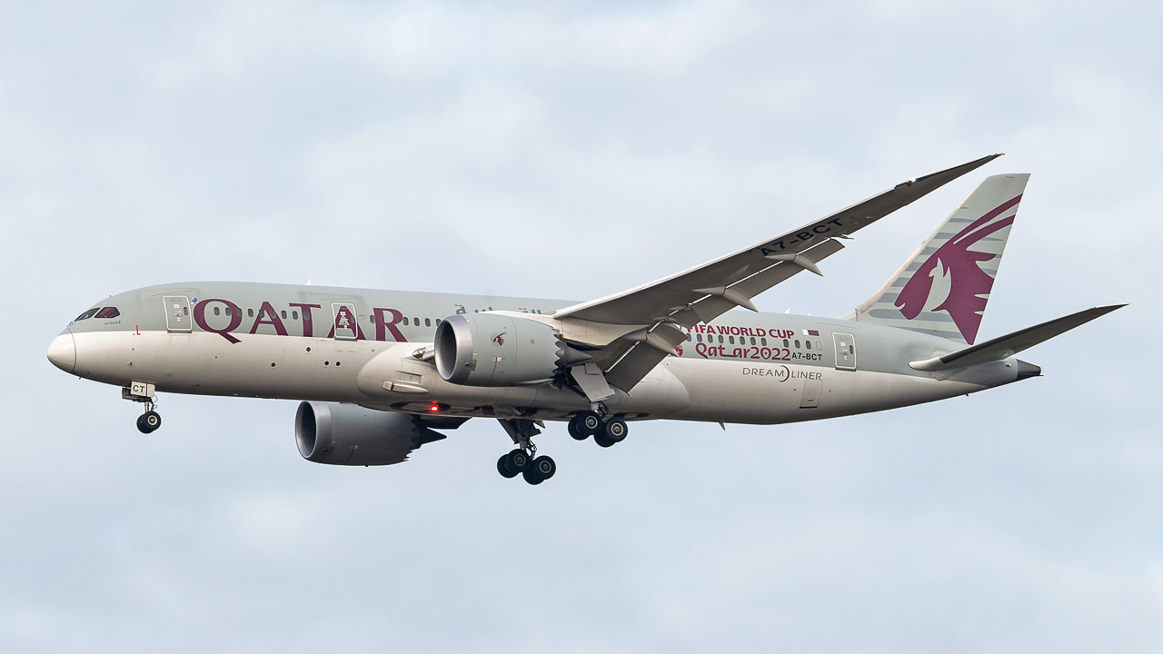 A7-BCT Qatar Airways Boeing 787-8