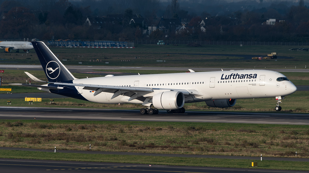 D-AIXA Lufthansa Airbus A350-900