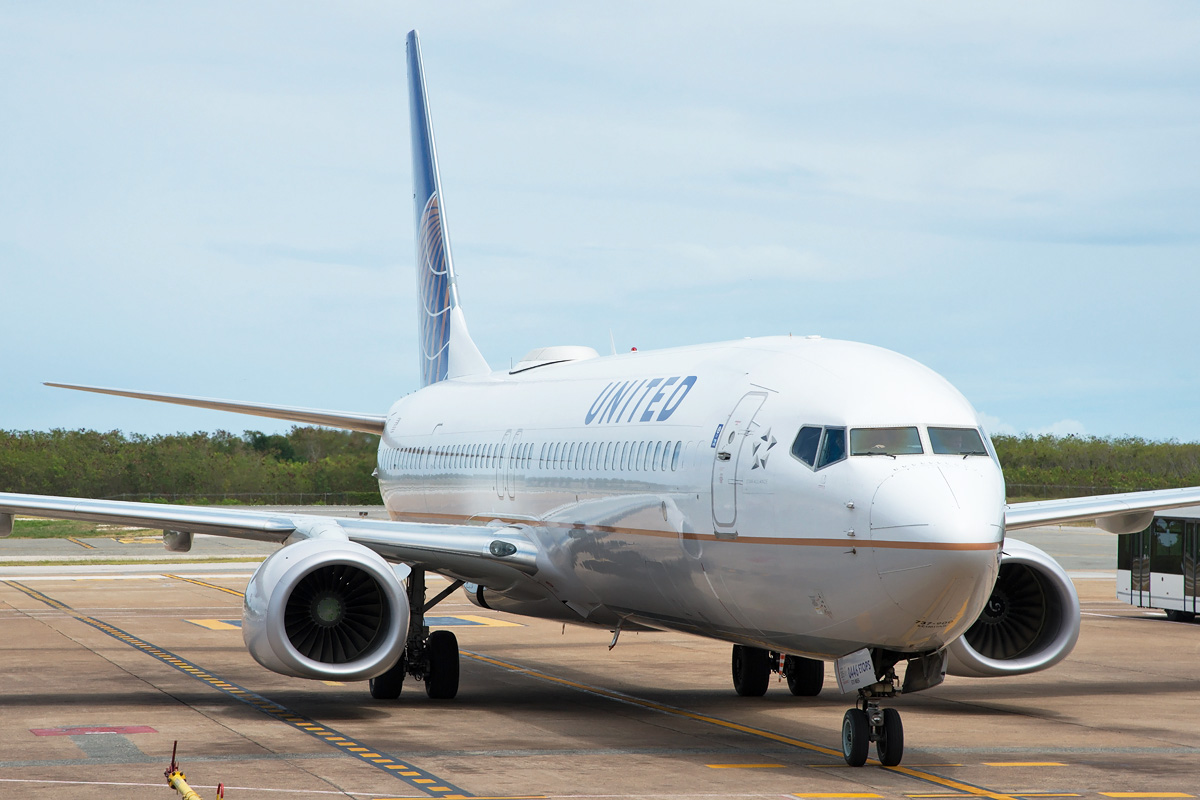 N38446 United Airlines Boeing 737-900(ER)