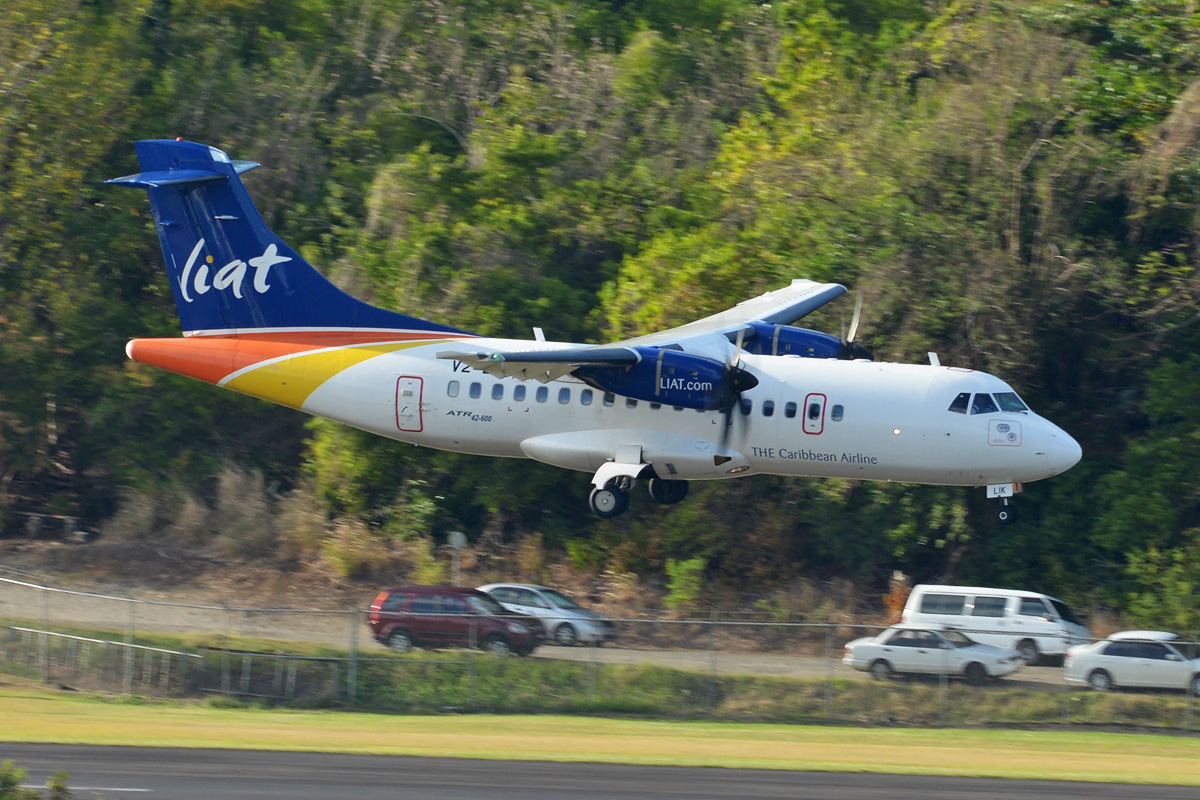 V2-LIK LIAT Aérospatiale ATR-42-600