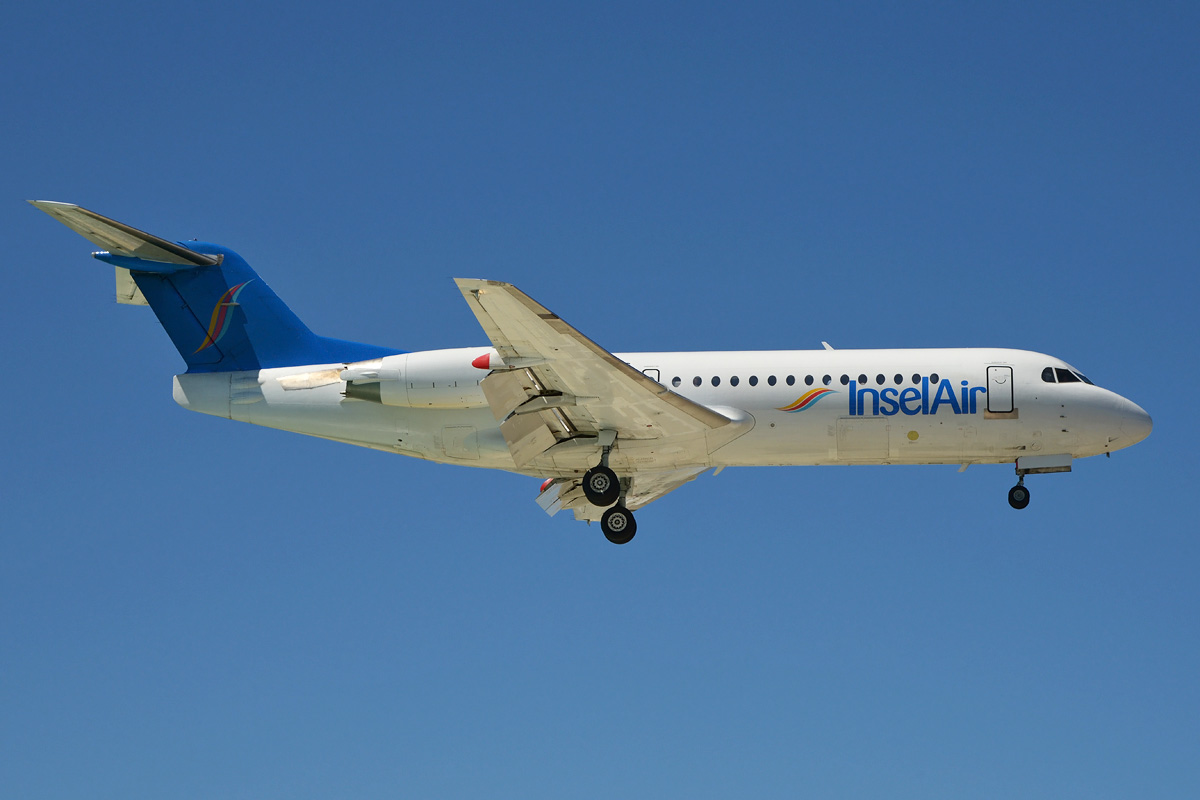 P4-FKC Insel Air Aruba Fokker F70