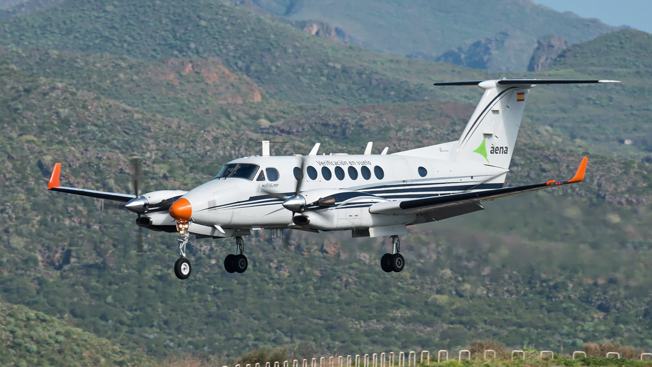 EC-KJQ SENASA Beechcraft B300 Superking Air 350