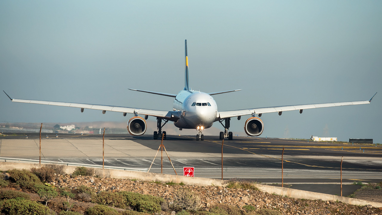 OY-VKG Thomas Cook Airlines Scandinavia Airbus A330-300