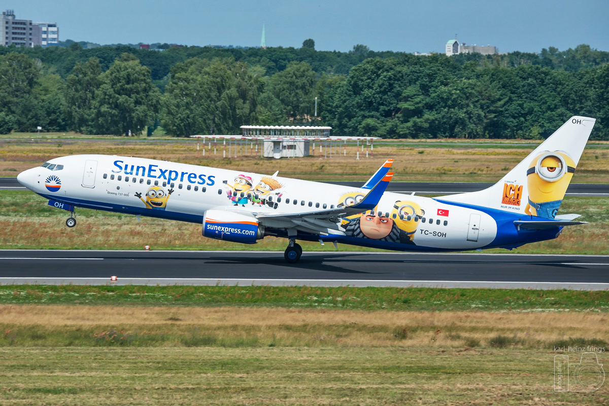 TC-SOH SunExpress Boeing 737-800