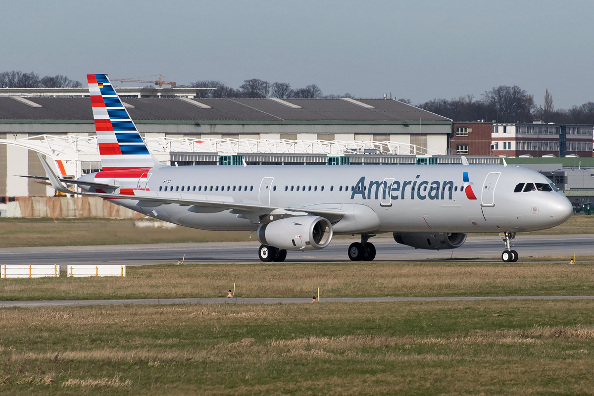 N113AN/D-AVZH c/n 6020 American Ailines Airbus A321-200/S